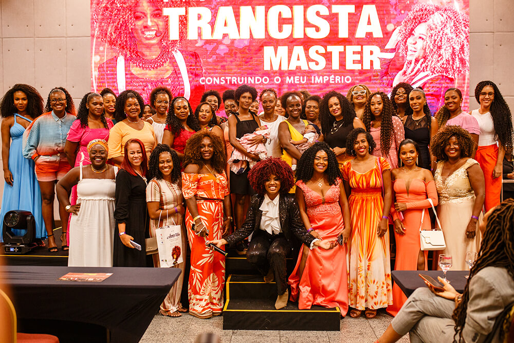 trancista-master-2023-foto com todas as mulheres presentes no evento